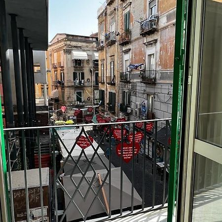 Apartamento A Casa E Mamma' Nápoles Exterior foto